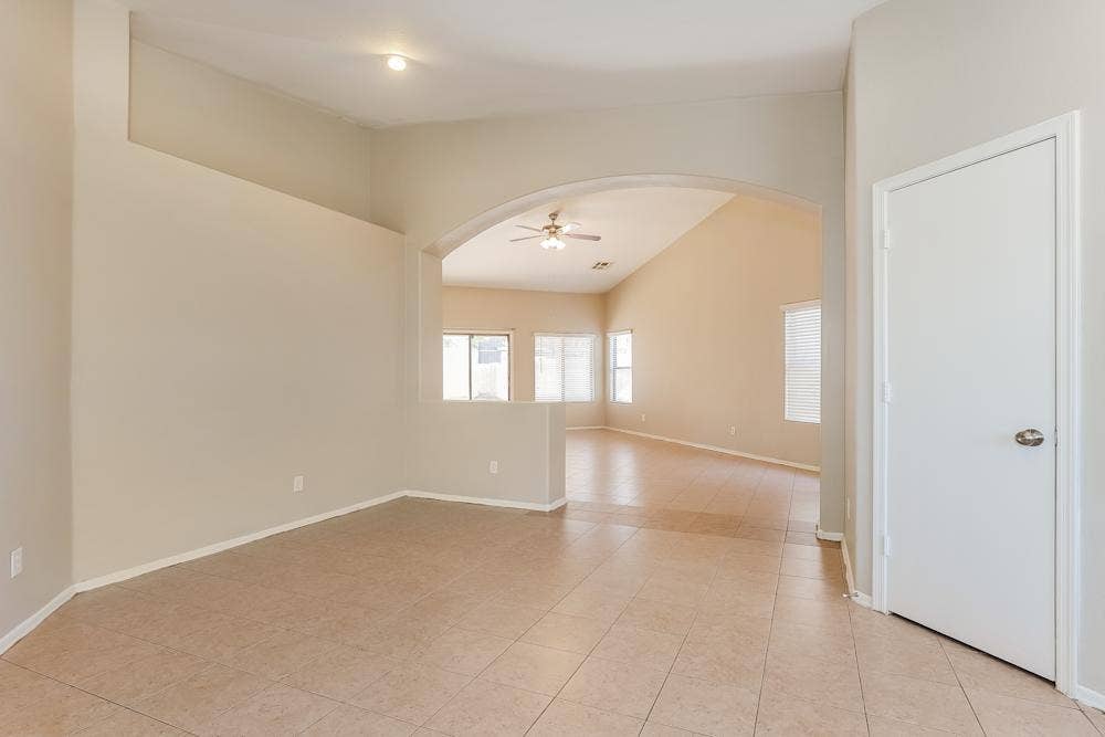 Private Room in Phoenix