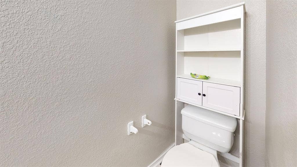 1 BR in Austin