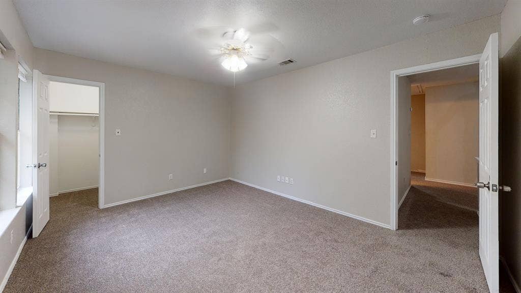 1 BR in Austin