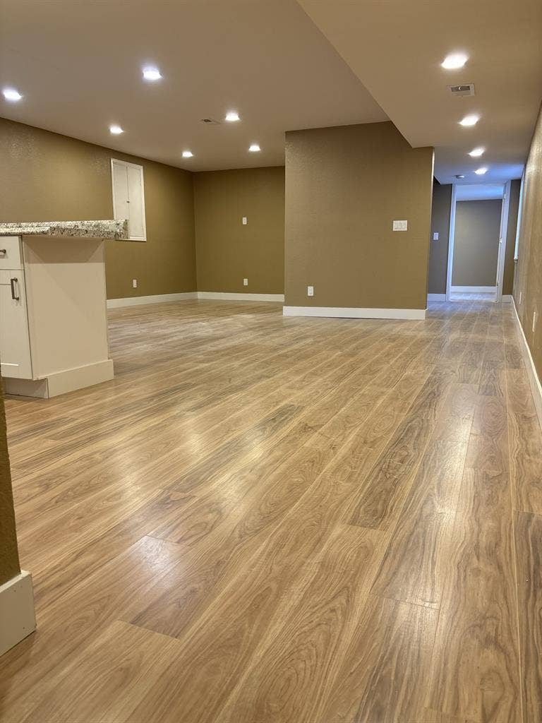 Efficiency apartment