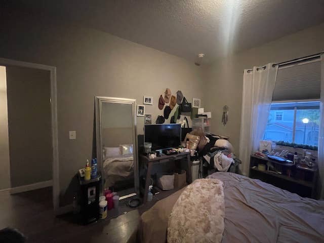 2 roommates 4bed/3bath