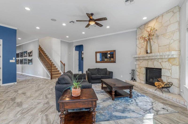 Luxury Living! Furnished w/ trail