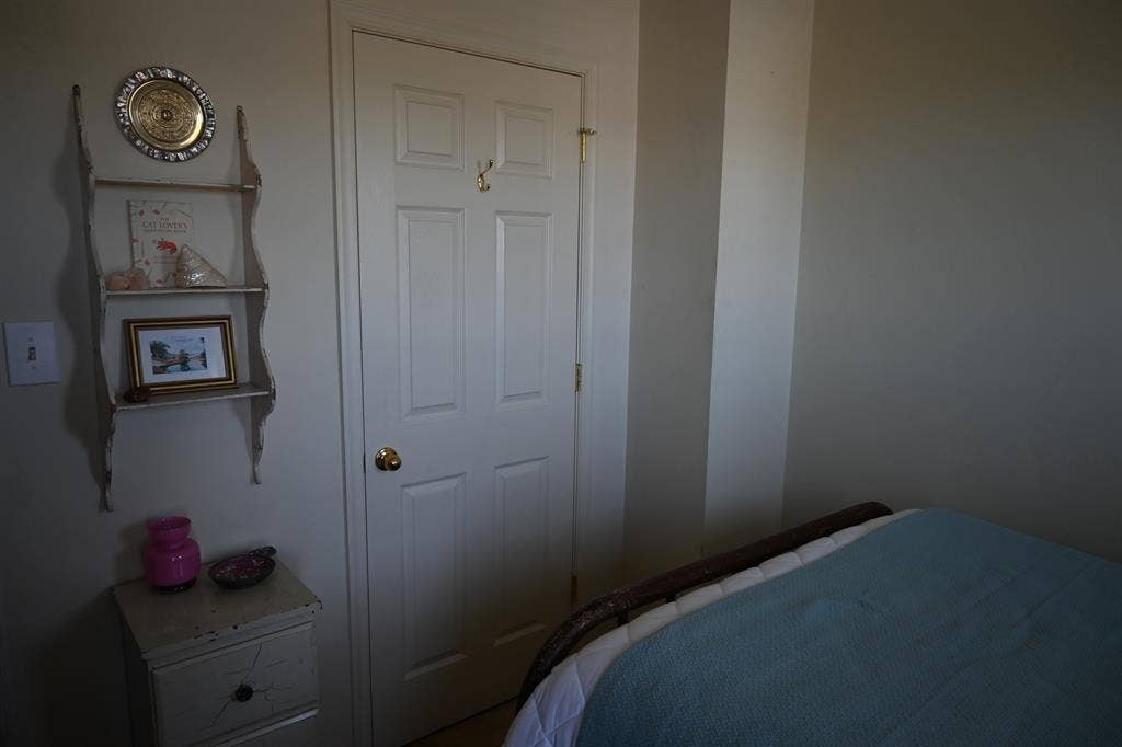 Townhouse with room for rent.