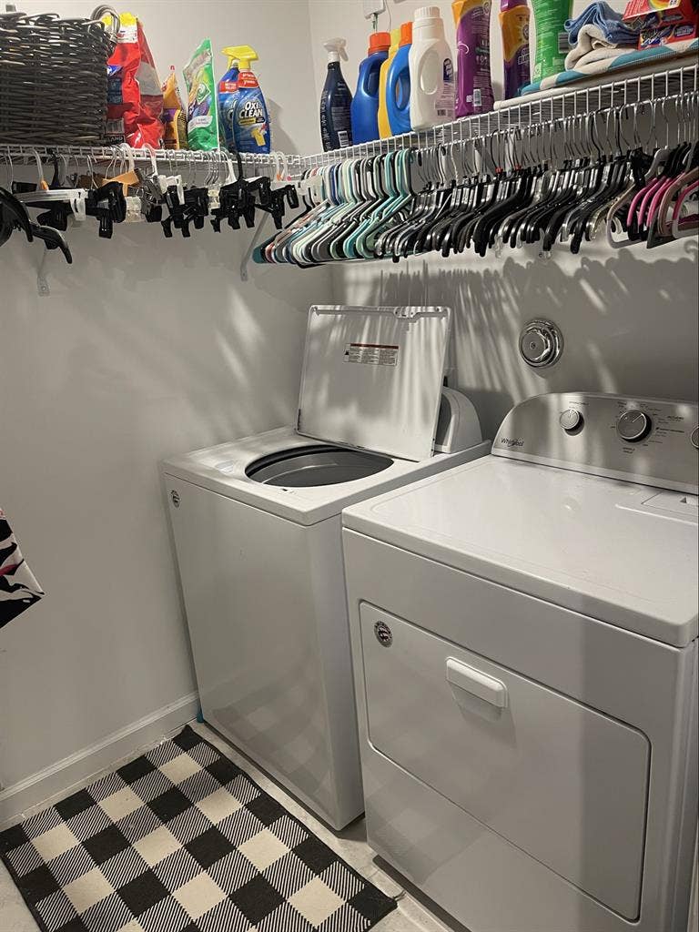 Looking for a roommate!