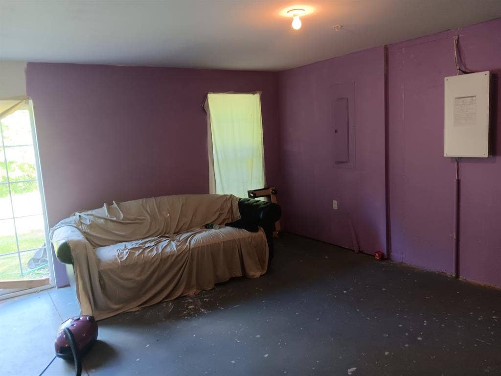 Spare room for rent