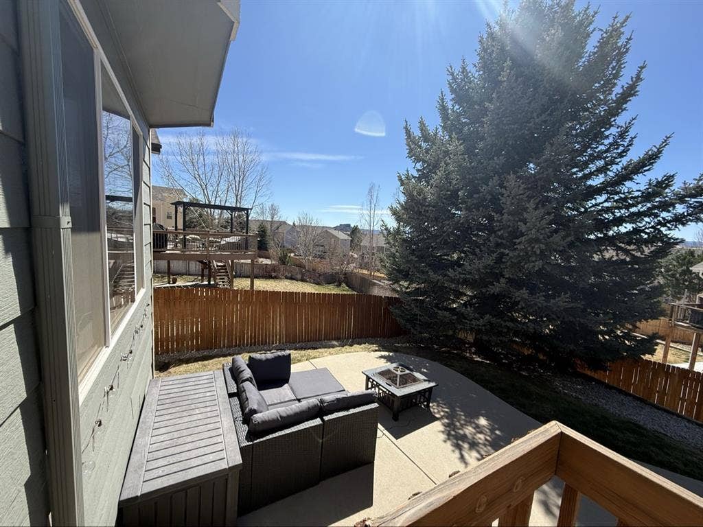 FurnishedPrivate Room w/office+bath