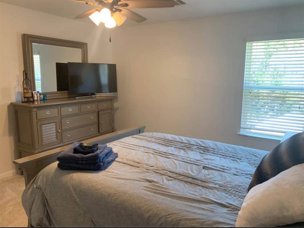 Room for rent furnished