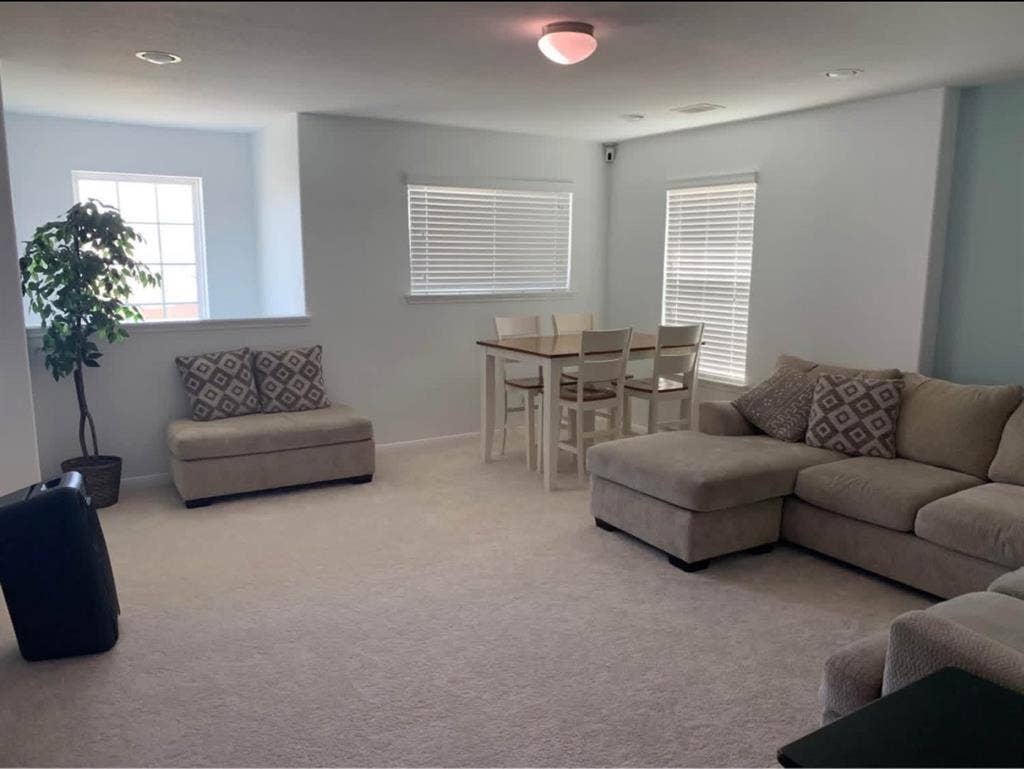 Room for rent furnished