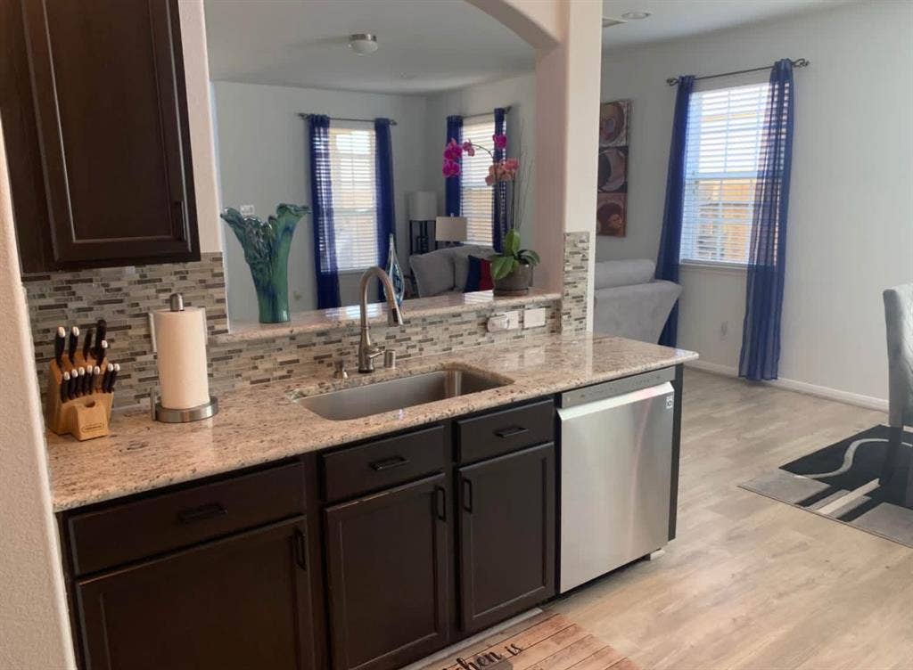Room for rent furnished