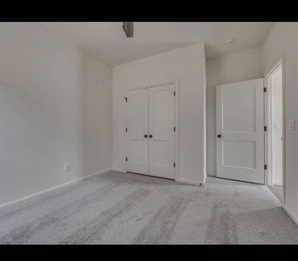 Roommate in beautiful Edmond home!