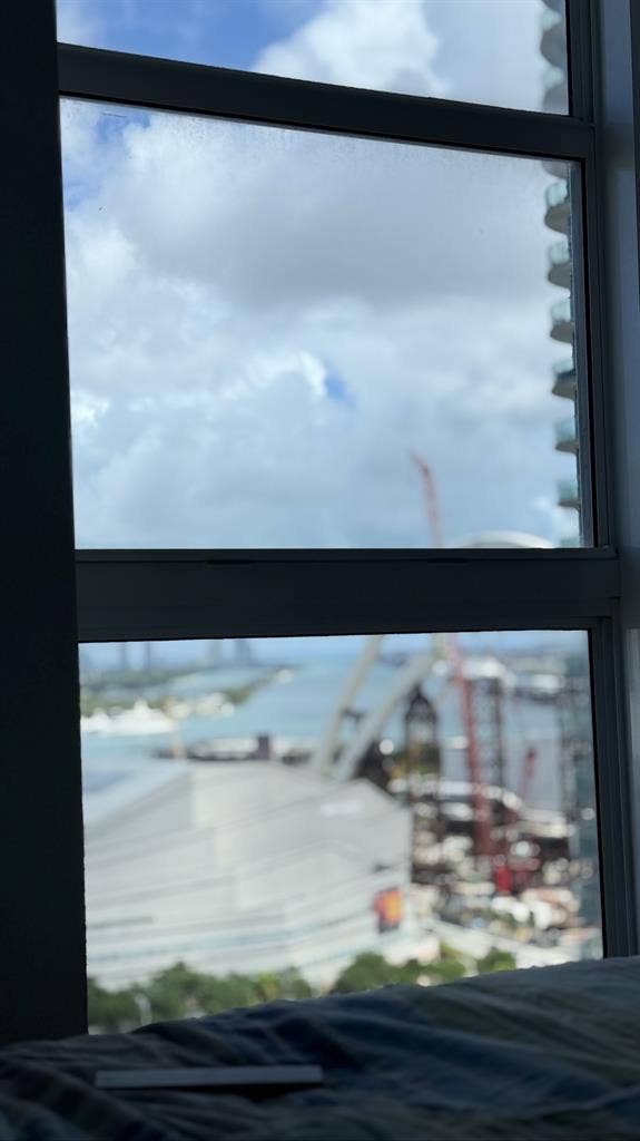 ROOM FOR RENT, ONLY ONE PPL, MIAMI