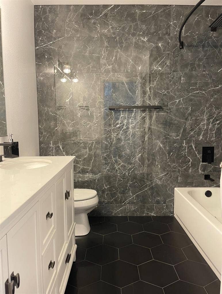 Home-Share: Large modern clean home
