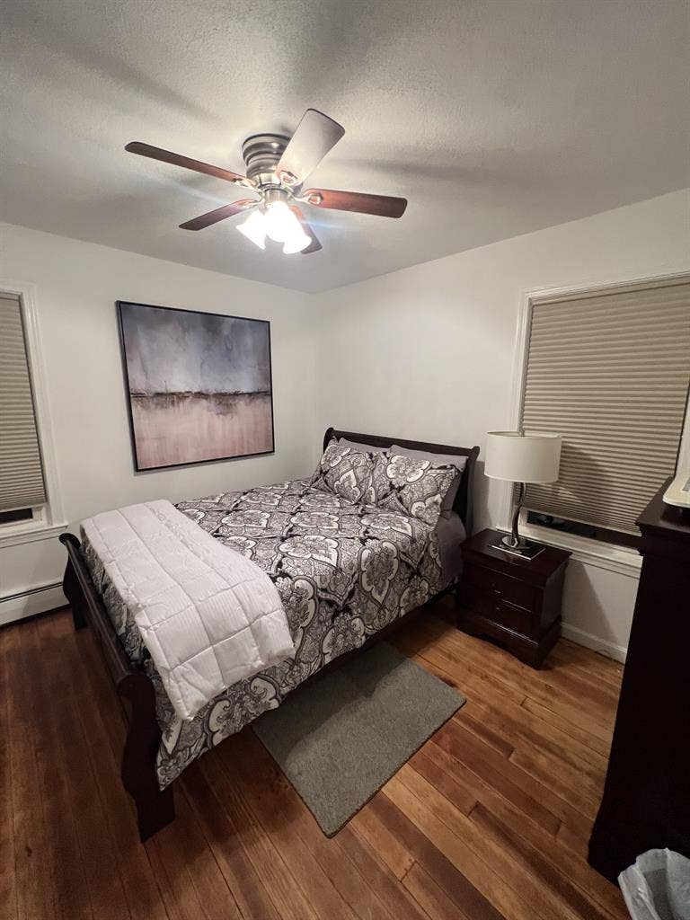Slater Park Retreat: Private Room