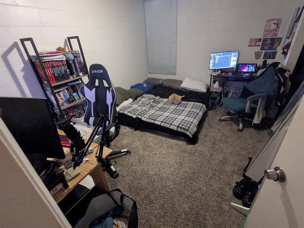 2 bedroom, 1 bath near City Park!