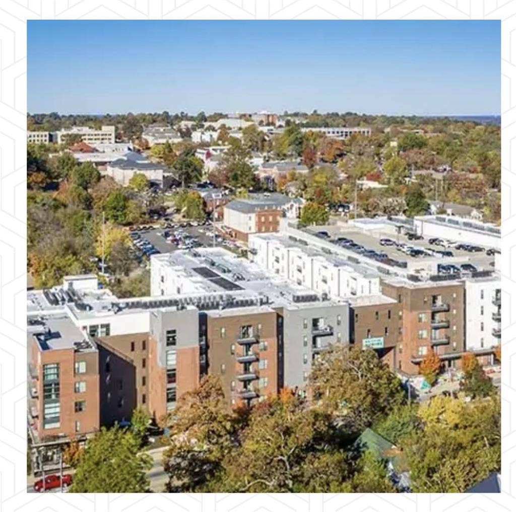 STUDIO LEASE TAKE OVER NEEDED!