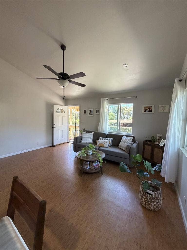Large Breezy Fully Furnished Room