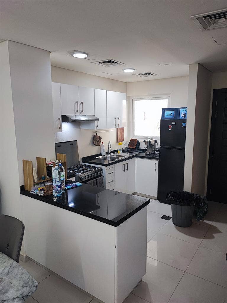 Private room with balcony in Villa