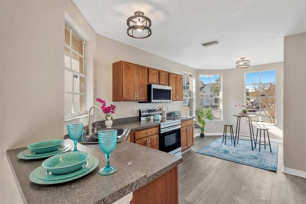 Looking for Female Vegan/Vegetarian