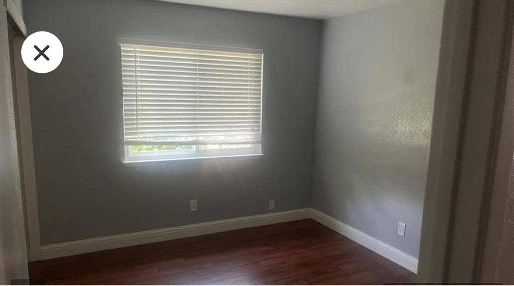 Looking for a roommate!!