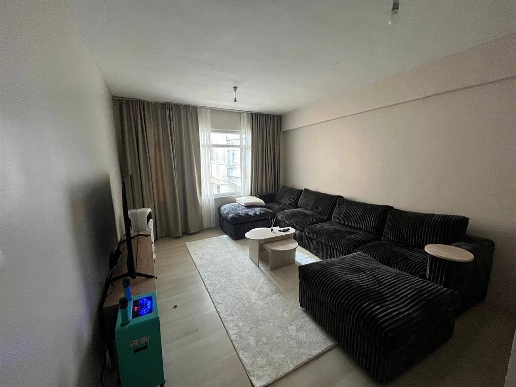 Kadıköy 2+1 ev arkadaşı arıyorum