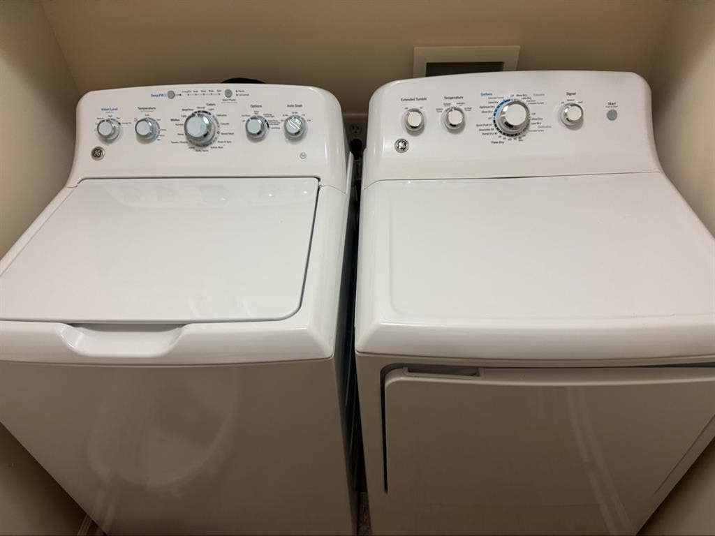 Spacious Room with private bathroom