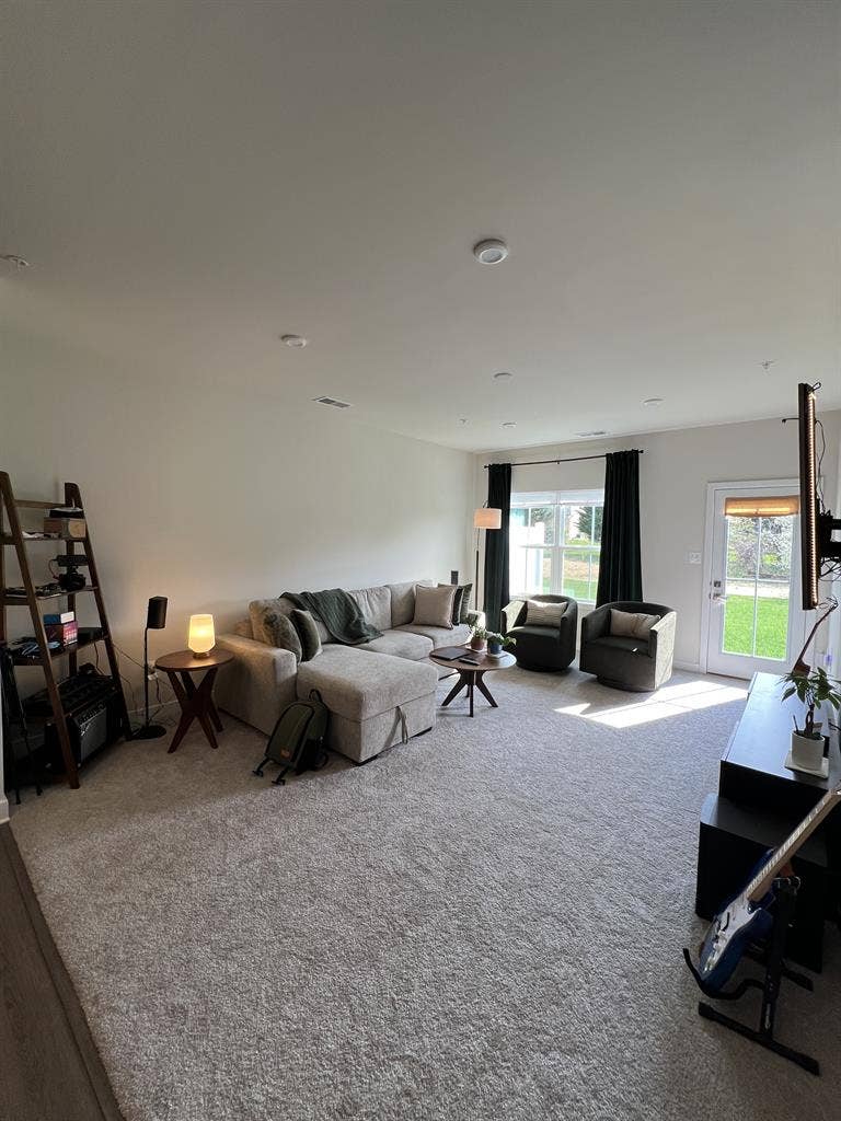 Room4Rent | Robinwood (Hagerstown)