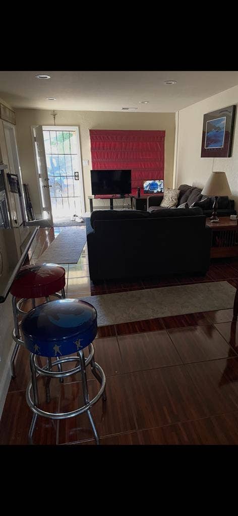A unfurnished room for rent