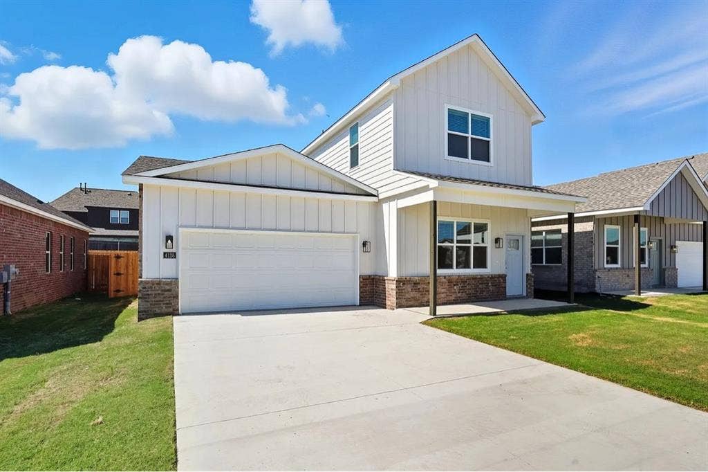 2 Roommates Move in Dec/Jan