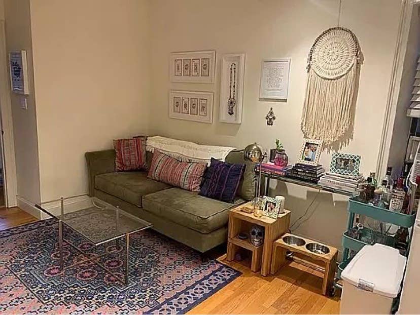 Beautifully Maintained 1BD For Rent