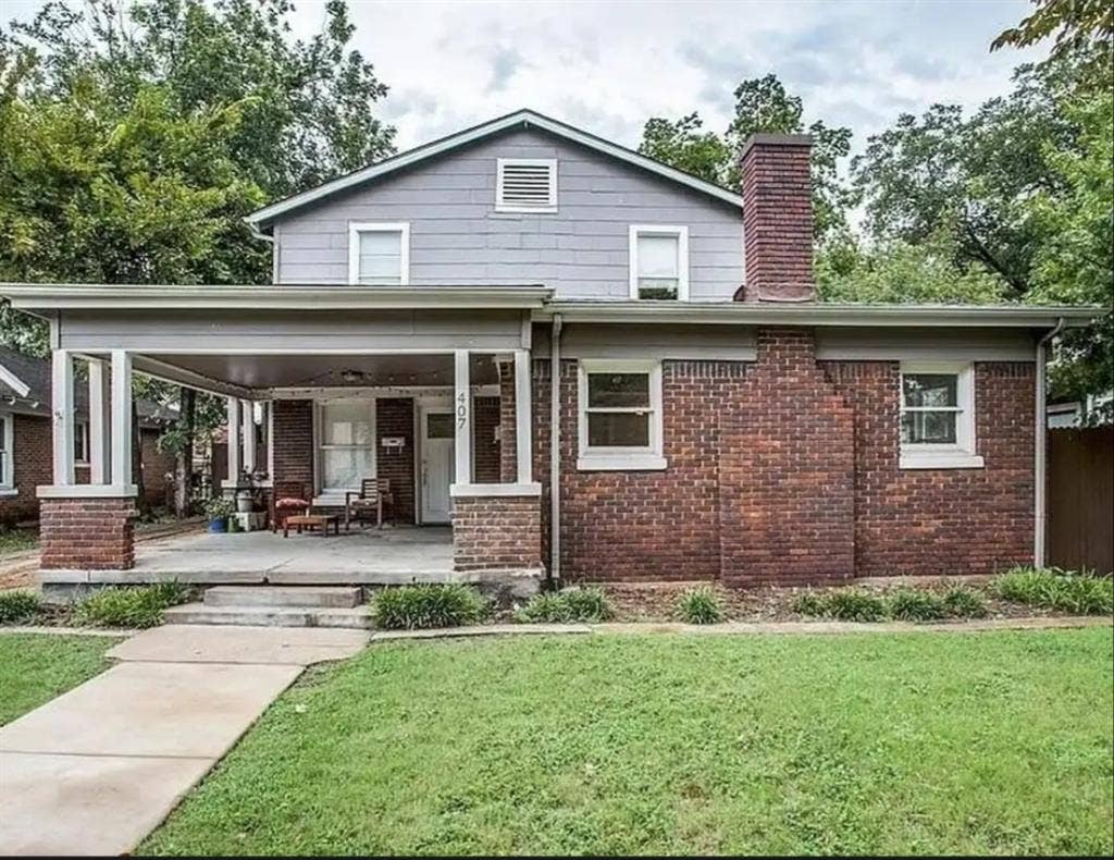 Roommate needed in a furnished Apt