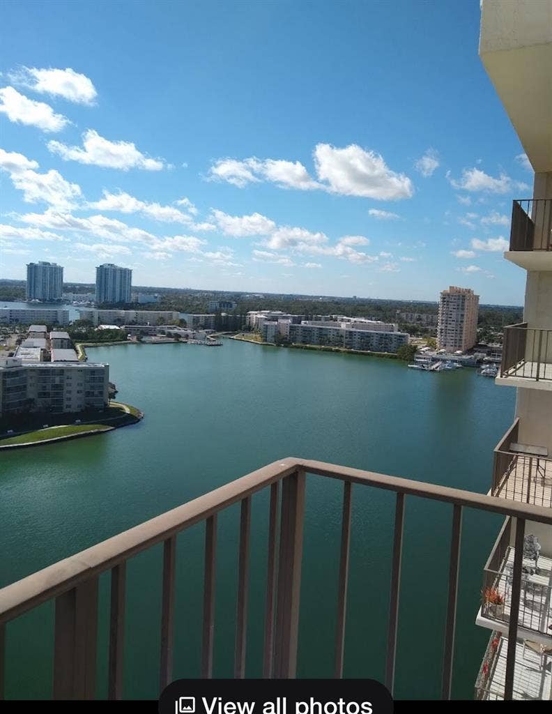 Great intercostal room Aventura