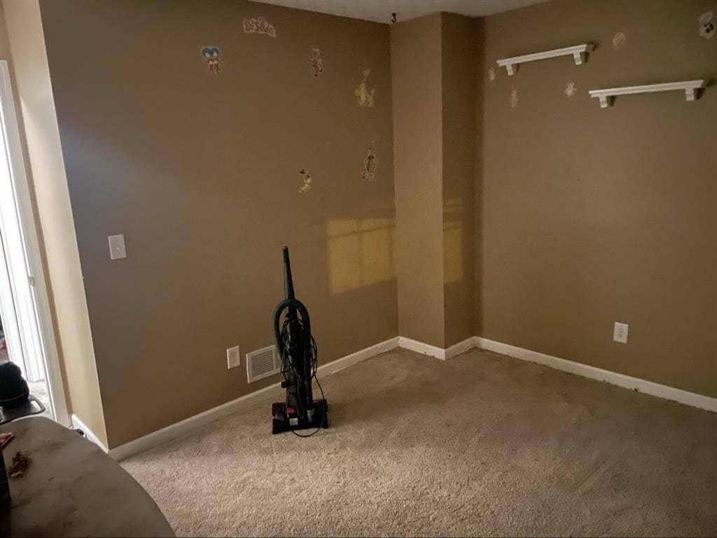 Big Bedroom with walk in closet