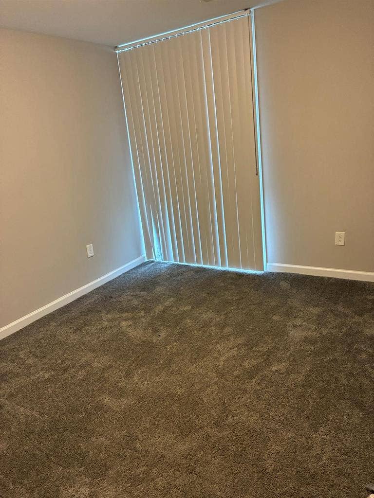 1 unfinished Rm w/private bathroom