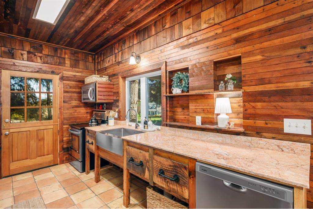 Executive Farmhouse Retreat