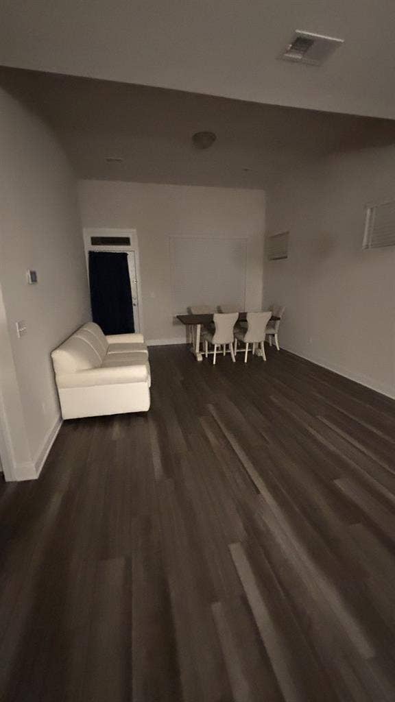 Room for rent with private bathroom