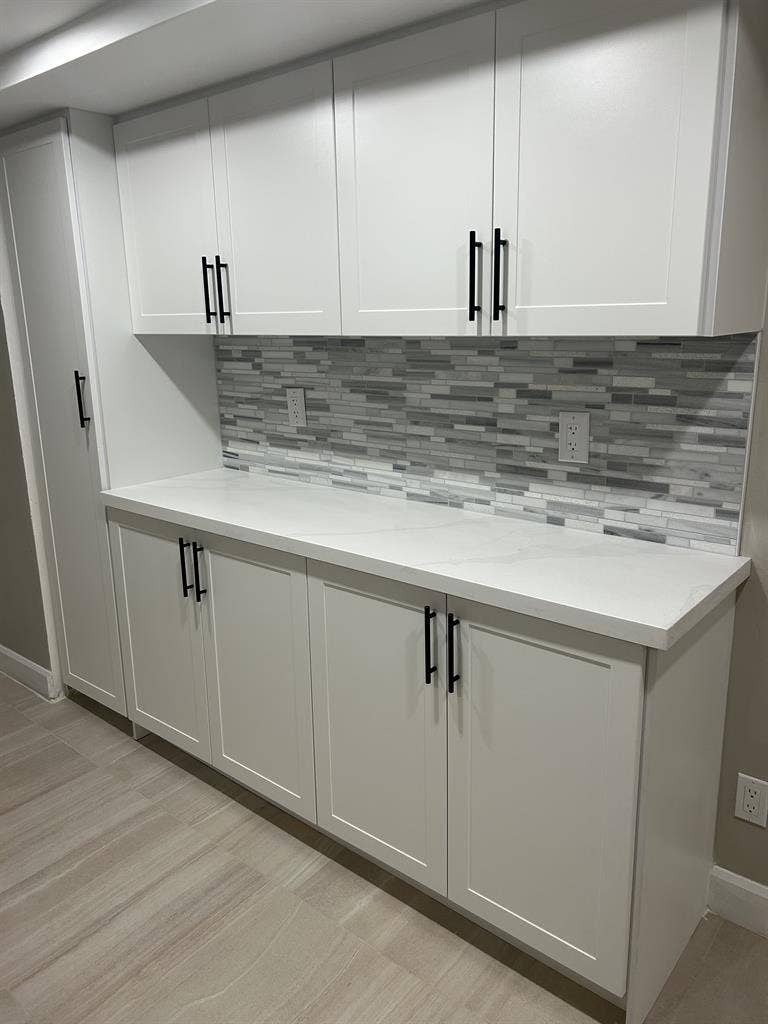 Renovated 2 bedroom apartment