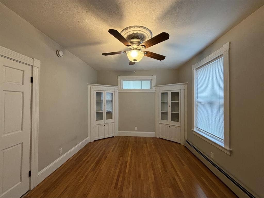 Seeking female roommate!