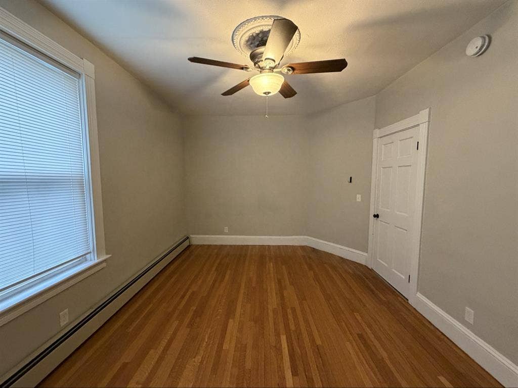 Seeking female roommate!