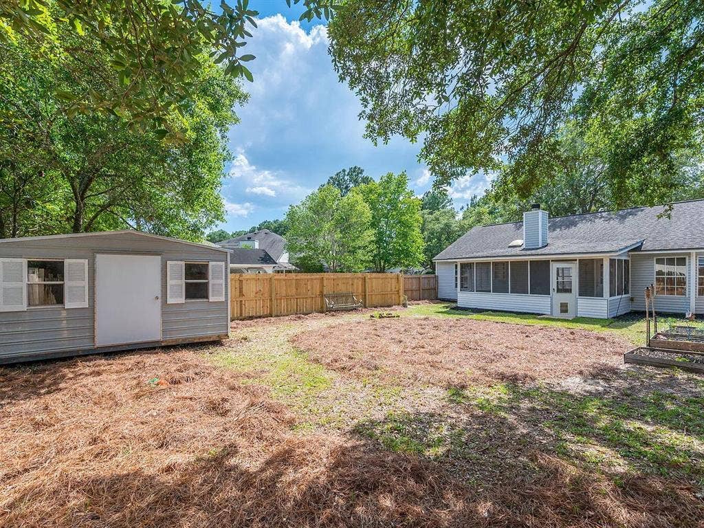 Master Bedroom for rent in FWB