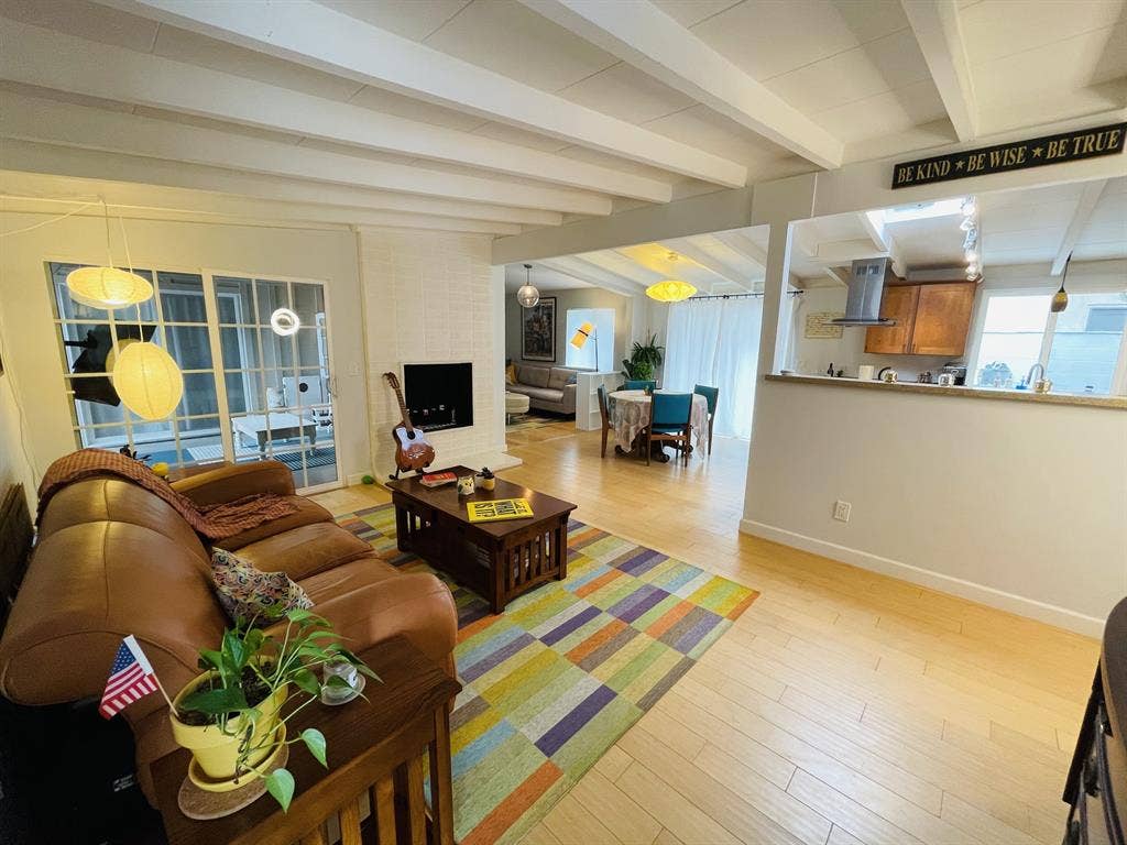 Master Bedroom in Bay Park