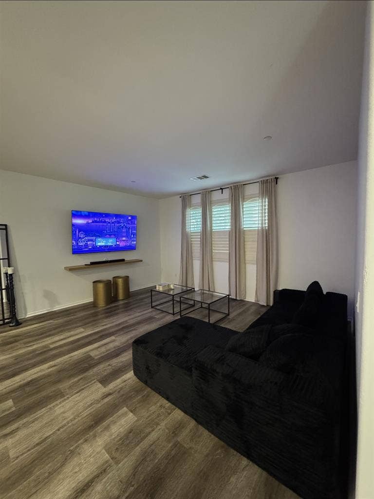 Room for rent. $900
