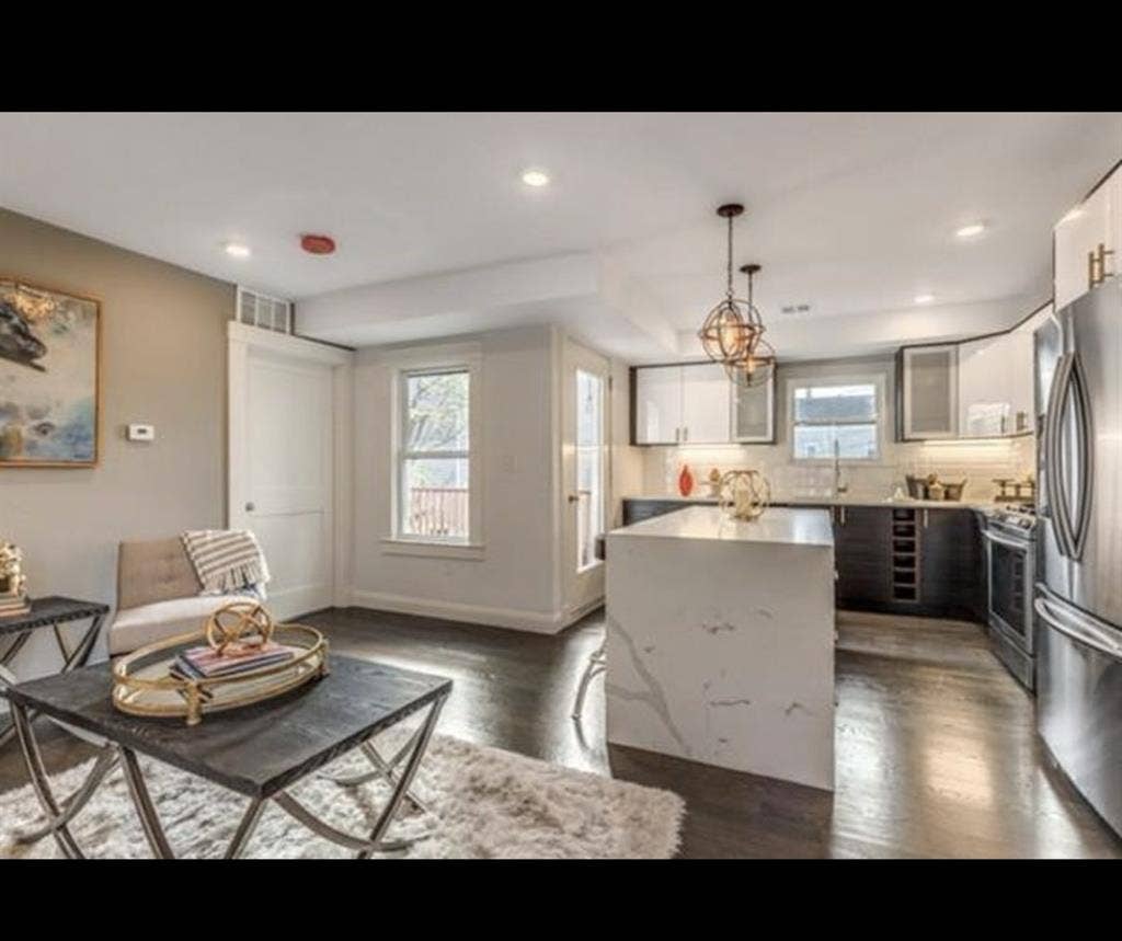 PENTHOUSE WITH EN SUITE BATHROOM