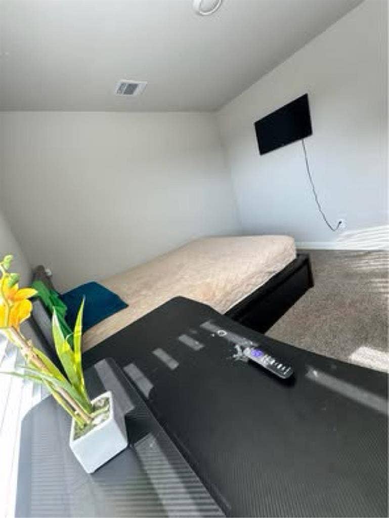 Private room for rent