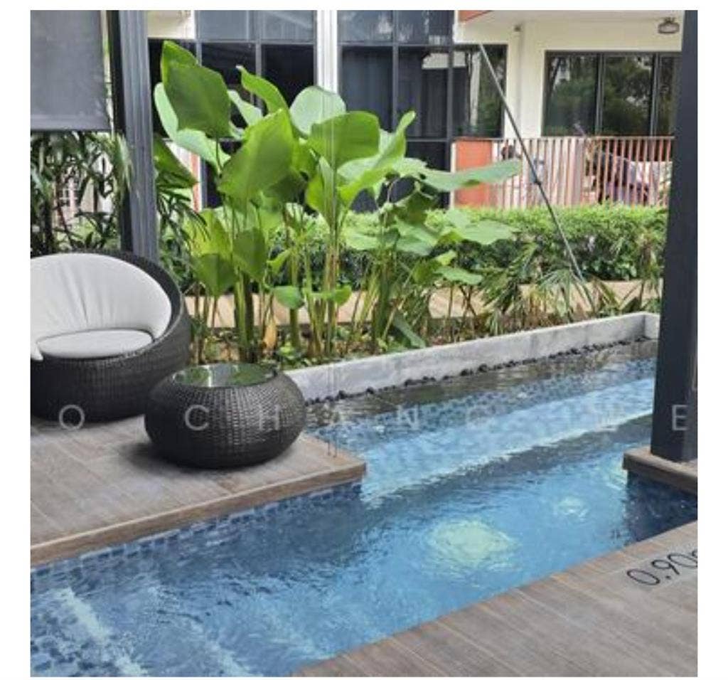 1 Common/Master in 2BR Condo