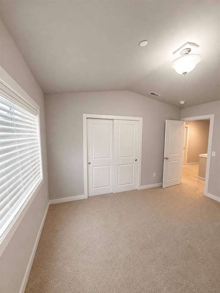 Female-Only Private Room in Tukwila