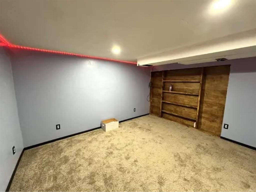 Private room for rent