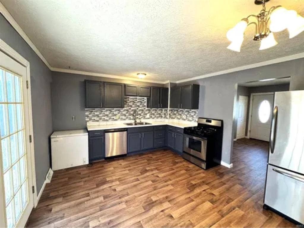 Private room for rent