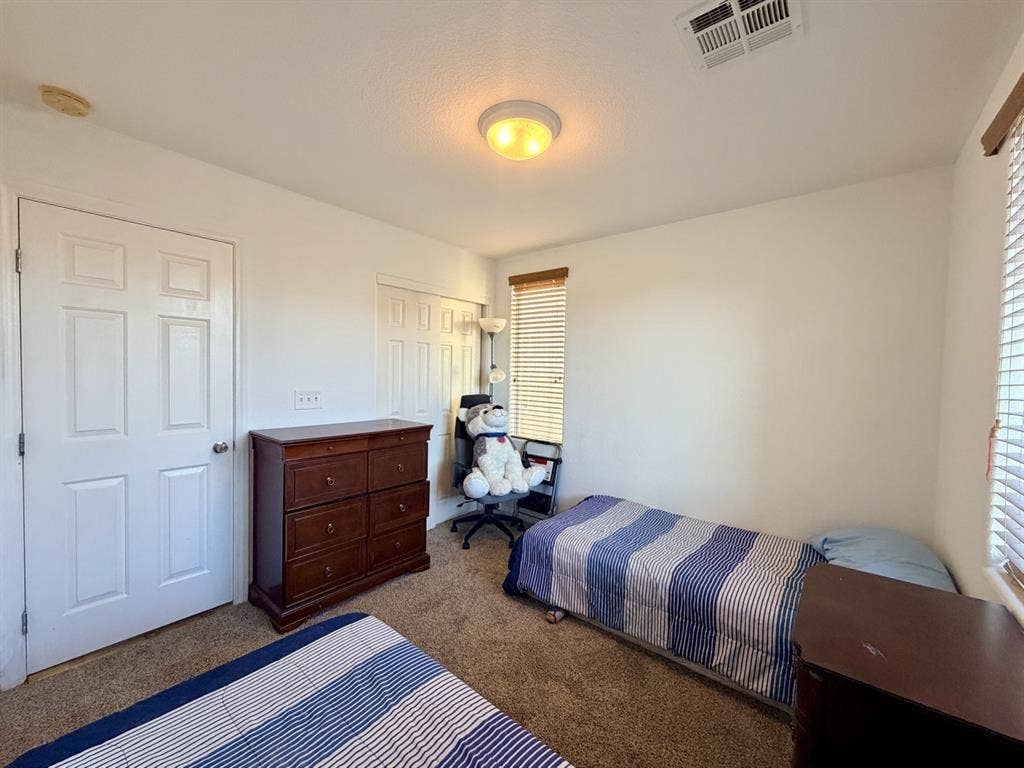Furnished or unfurnished bedroom