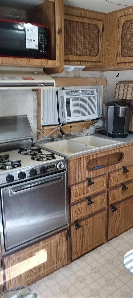 Camper private getaway fully loaded