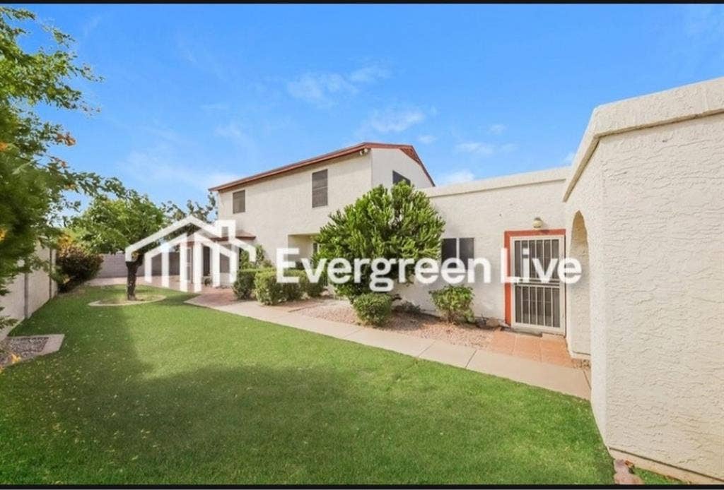 Master bedroom available